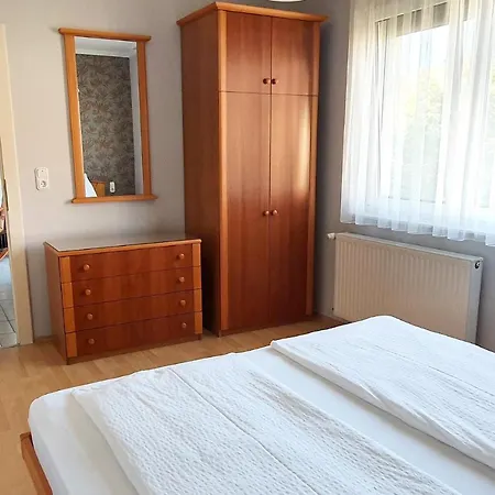 Apartament Anett Héviz