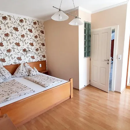 Apartament Anett *